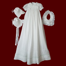 Click to Enlarge Picture - Gaelic Christening Blessing & Shamrock Swirl Gown, Boy & Girl Bibs & Bonnets & Personalized Slip